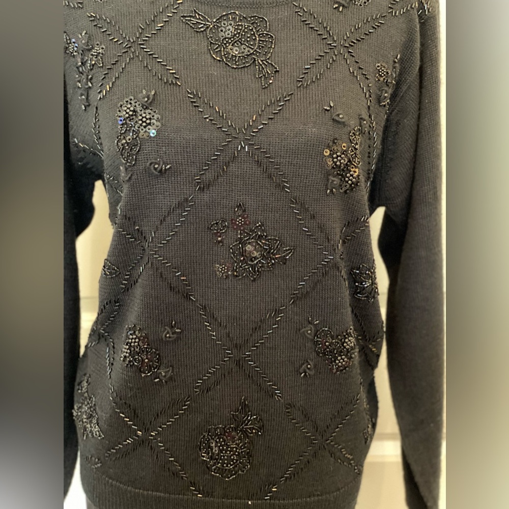 Alfred Dunner Beaded Sweater and Pants Set. Women’s, Black.